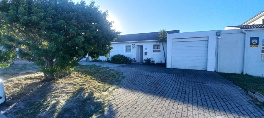 To Let 3 Bedroom Property for Rent in Wetton Western Cape